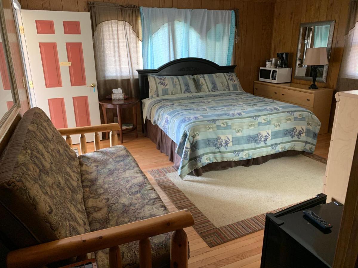 Phillips Historic Motel & Cottages 罗宾斯维尔 外观 照片