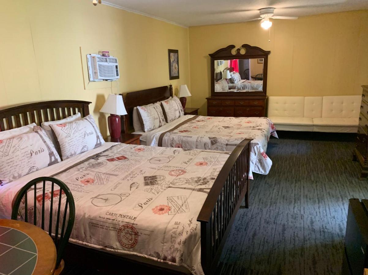 Phillips Historic Motel & Cottages 罗宾斯维尔 外观 照片