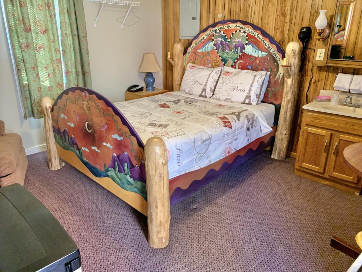 Phillips Historic Motel & Cottages 罗宾斯维尔 外观 照片
