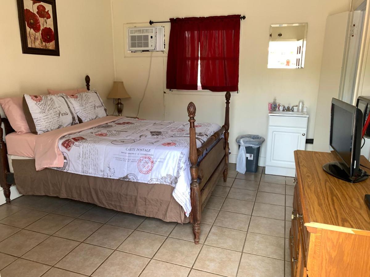 Phillips Historic Motel & Cottages 罗宾斯维尔 外观 照片