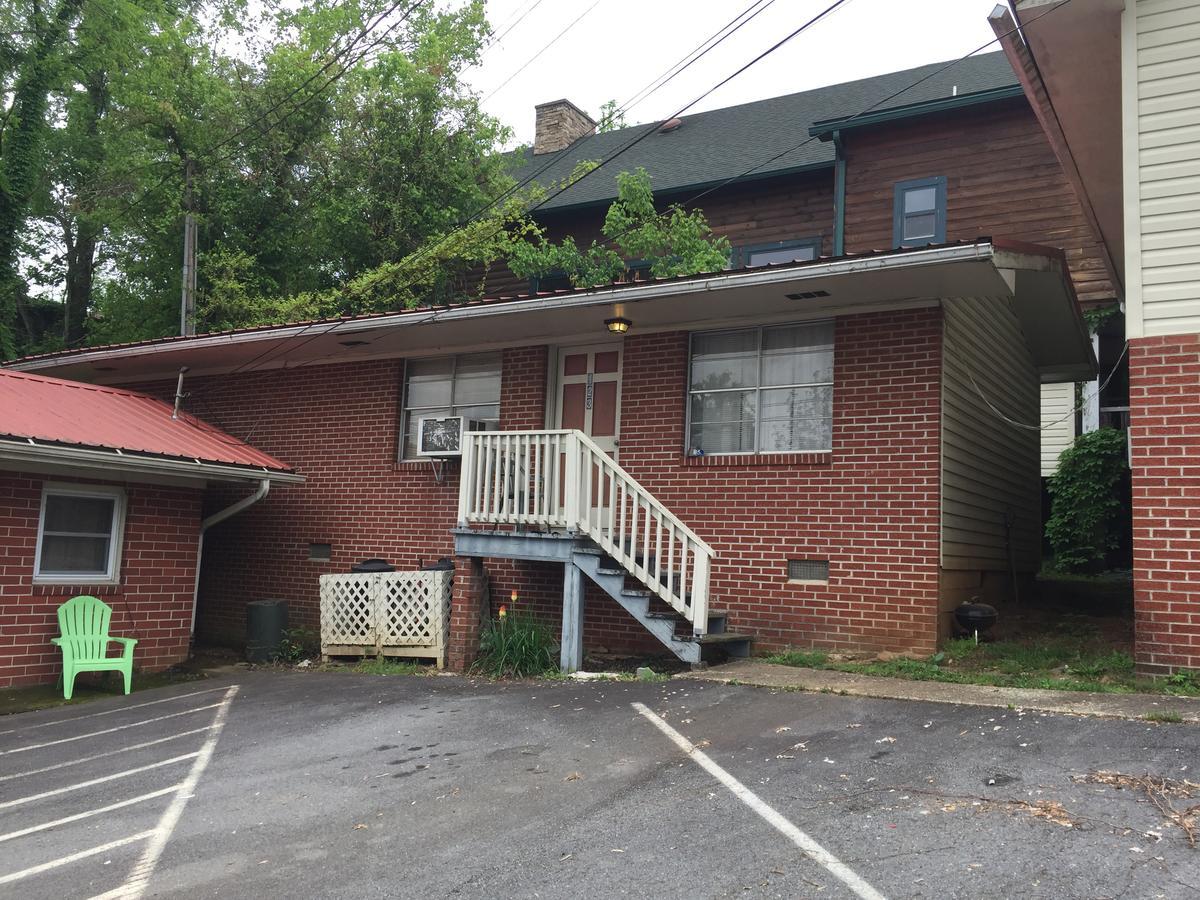 Phillips Historic Motel & Cottages 罗宾斯维尔 外观 照片