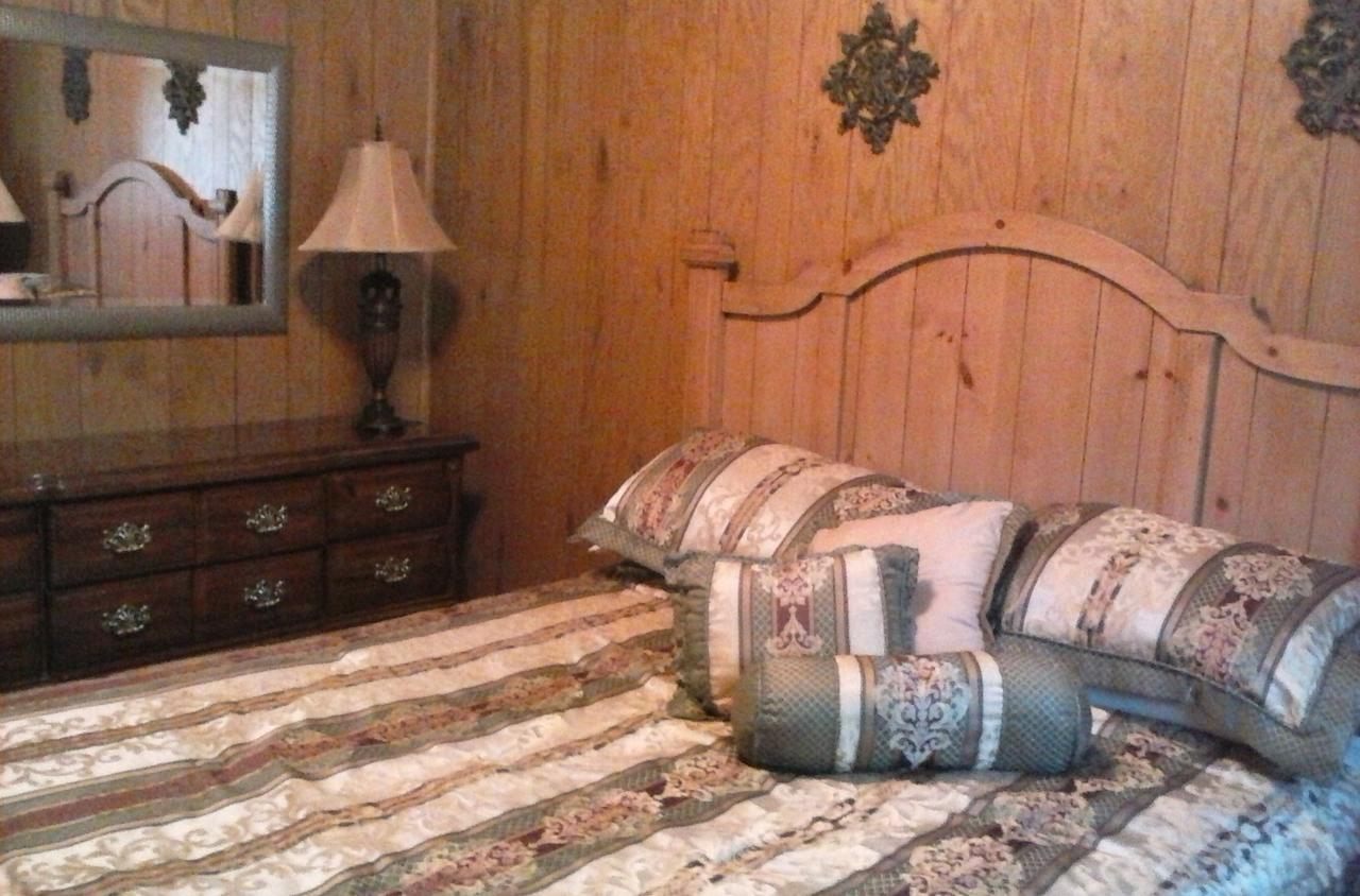 Phillips Historic Motel & Cottages 罗宾斯维尔 外观 照片