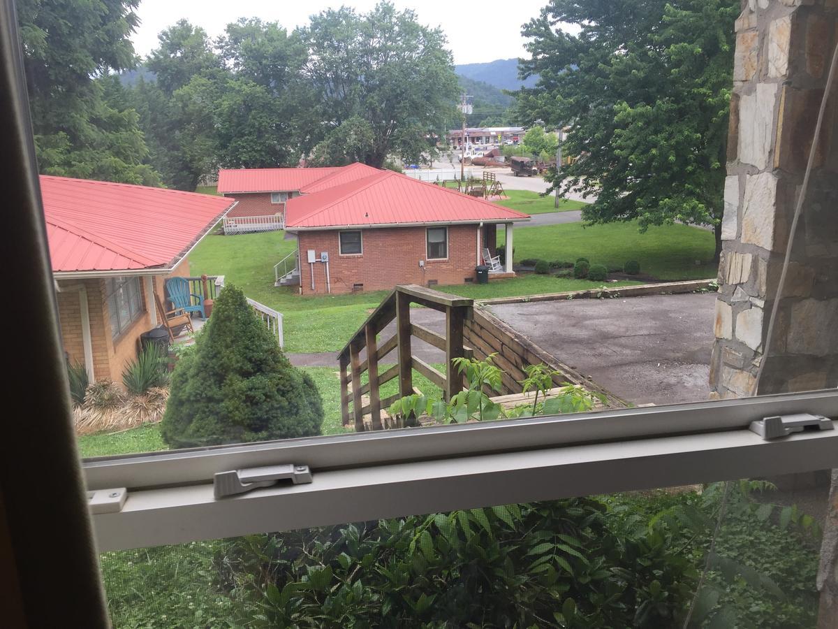 Phillips Historic Motel & Cottages 罗宾斯维尔 外观 照片